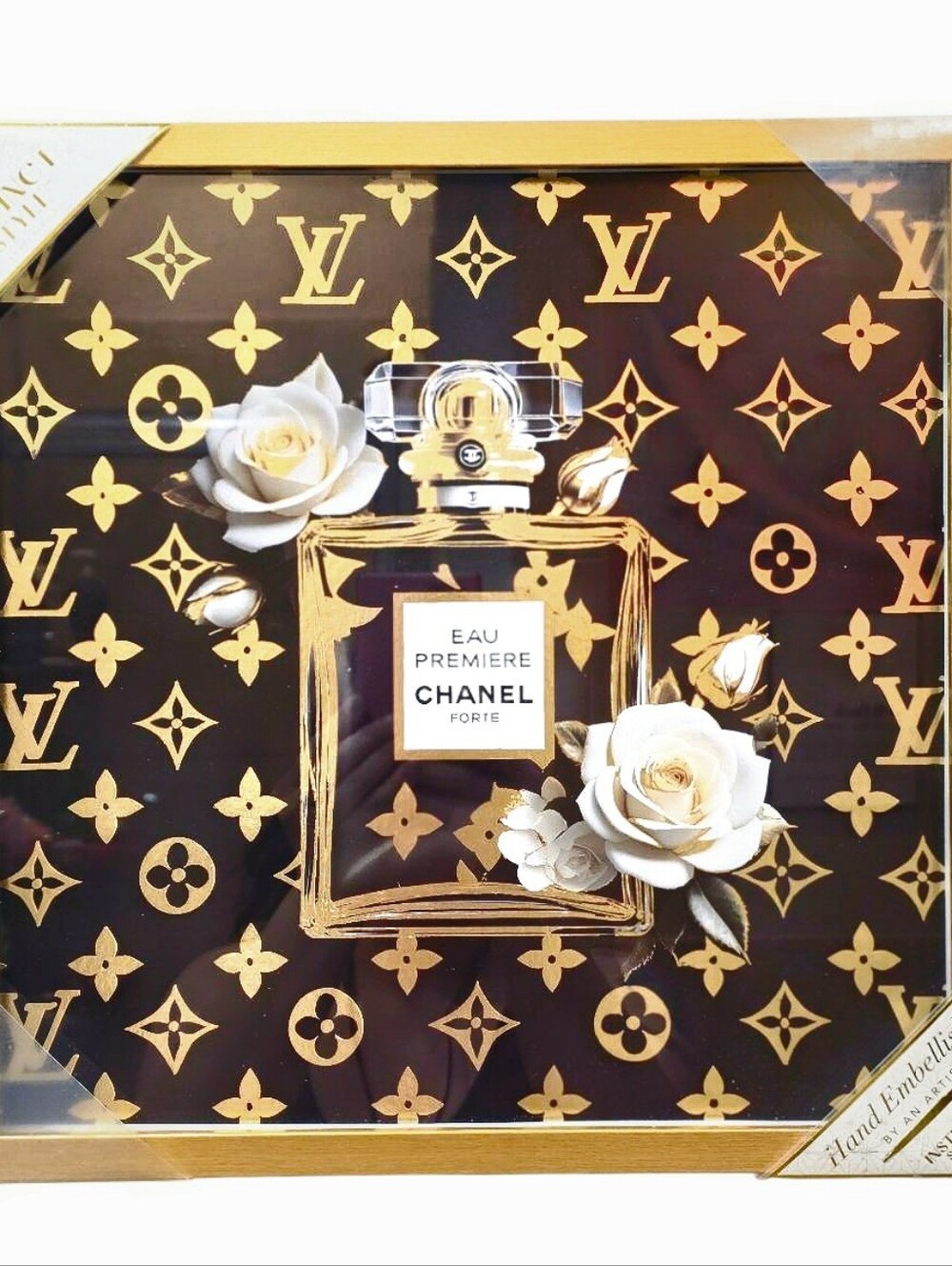 Instinct Style CHANEL Eau Premiere  Louis Vuitton Background Wall Decor